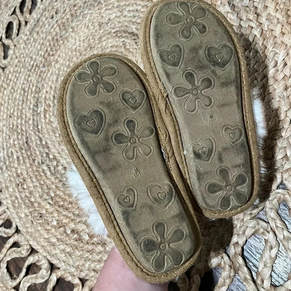 Girls Jessica Simpson Fuzzy Slippers Size 13-1 (big girl) - Picture 4 of 4